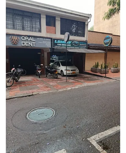 Local Comercial En Laureles. Se Vende