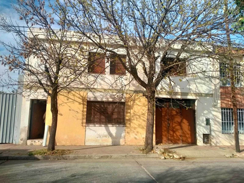 Imagen 1 de 27 de Casa Venta Alto Alberdi Con Galpon Y Oficinas