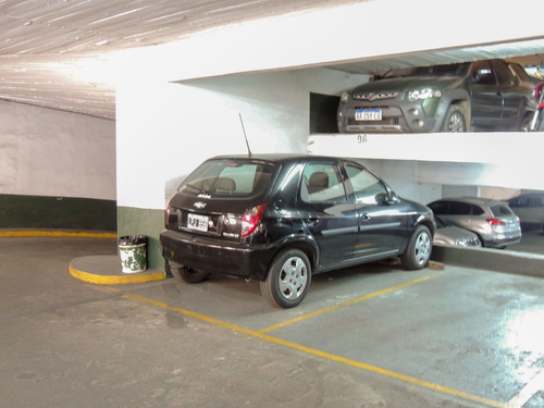 Imagen 2 de 4 de Cochera Fija Cubierta En Venta Belgrano