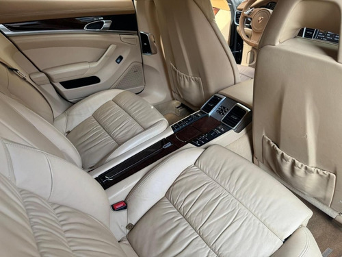 Porsche Panamera 4.8 V8 Turbo Gasolina 4p Automático
