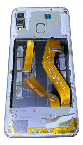 Samsung Galaxy A30 Dañado Blanco (Usado)