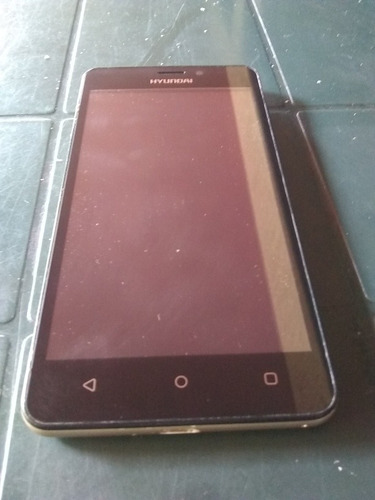 Celular Hyundai E501 Usado