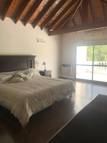 Imagen 11 de 24 de Casa A La Venta En El Laquen Canning San Vicente