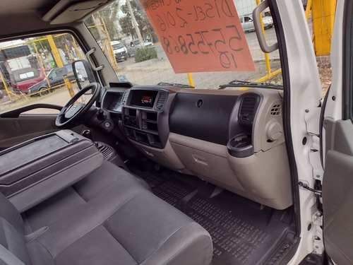 Imagen 8 de 14 de Nissan Cabstar 2.5 3.8 Ton Hd Extendida Ac