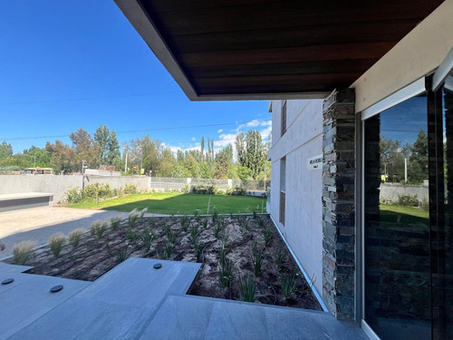 Venta Departamento En Villa Roble