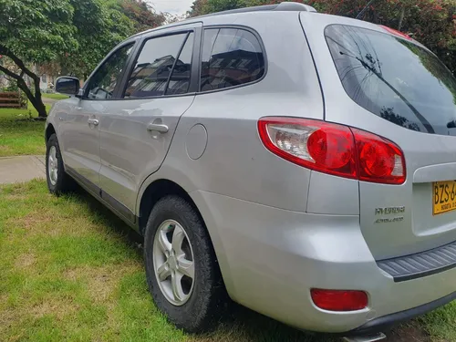Hyundai Santa Fe 2.7 Gl