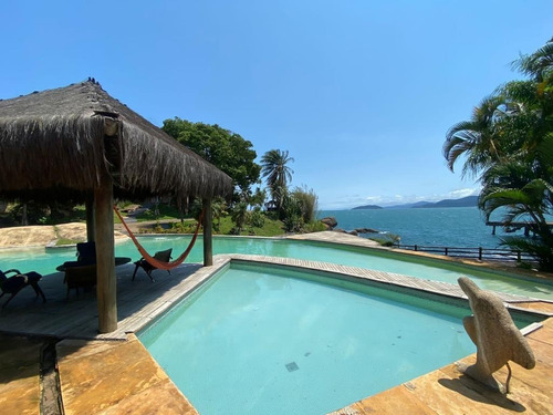 Imagem 10 de 21 de Pousada A Venda Em Ilhabela, Terreno 5.678,17m², Área Construída 1.878,57m², Casa Sede, Tres Chalés, Casa De Caseiro, Piscina, Quadra, Churrasqueira - Ch00277 - 71000977
