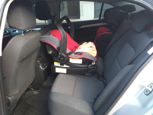 Imagen 11 de 11 de Citroën C4 Lounge 2014 1.6 Tendance At6 Thp 163cv