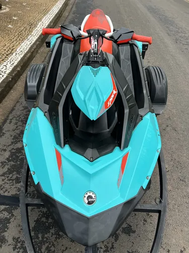 Jetski Seadoo Spark Trixx 90hp 2018 | MercadoLivre