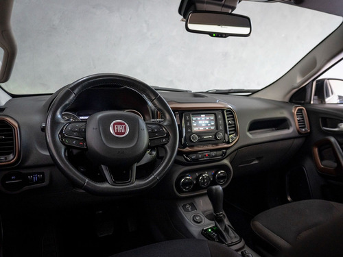 Fiat Toro Volcano 2.4 16V Flex Aut.