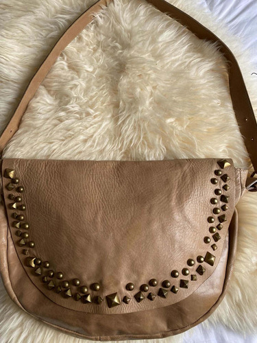 Cartera Cuero Con Tachas