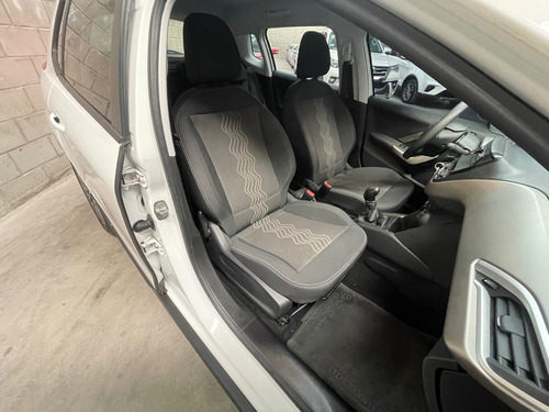 Peugeot 2008 1.6 Active
