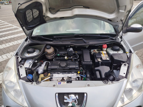 Peugeot 207 1.4 Xr 10 Anos Flex 5p