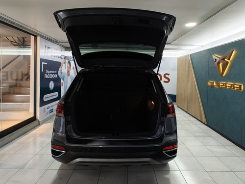 Volkswagen Taos 1.4 Tsi Highline At