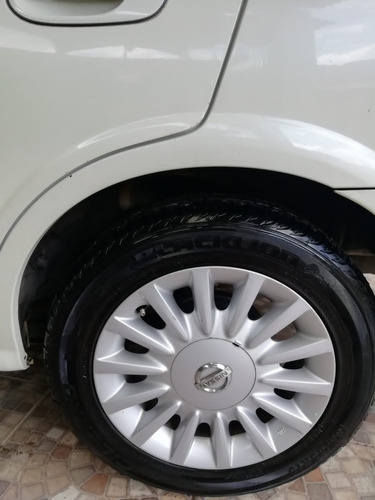 Imagen 8 de 10 de Nissan Almera