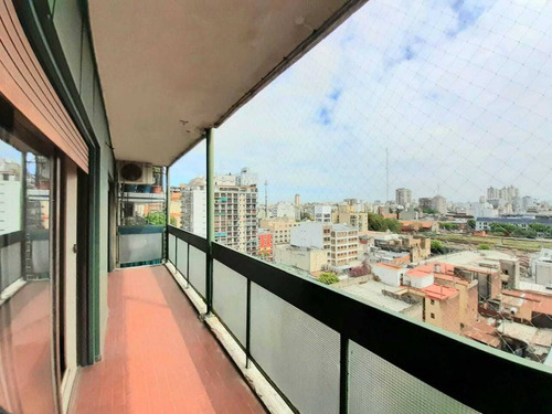 4 Ambientes - Semipiso Con Balcon  Y Cochera!!!