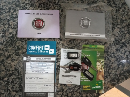 Imagem 13 de 14 de Fiat Uno Vivace Celebrati