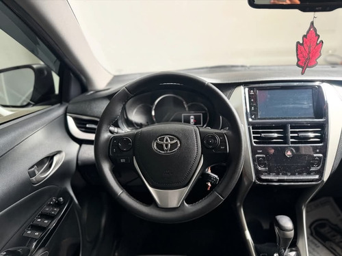 Toyota Yaris 1.5 16V FLEX SEDAN XLS CONNECT MULTIDRIVE