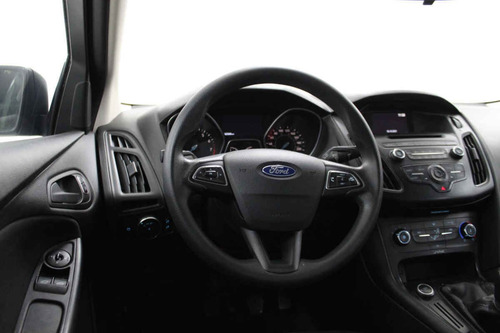 Imagen 12 de 15 de Ford Focus 2015 4 Cilindros
