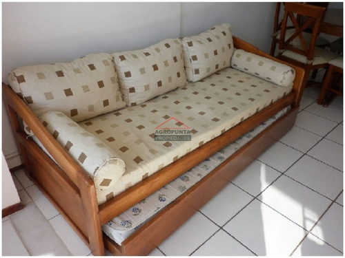 Apartamento En Mansa, 1 Dormitorios *- Ref: 2980