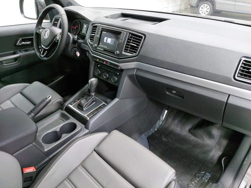 Imagen 11 de 17 de Volkswagen Amarok 3.0 V6 Cd Highline 4x4 At 2023