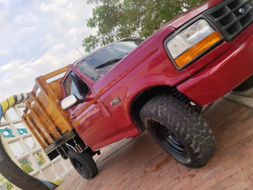 Ford F-150 5.0 Xlt Flare Side