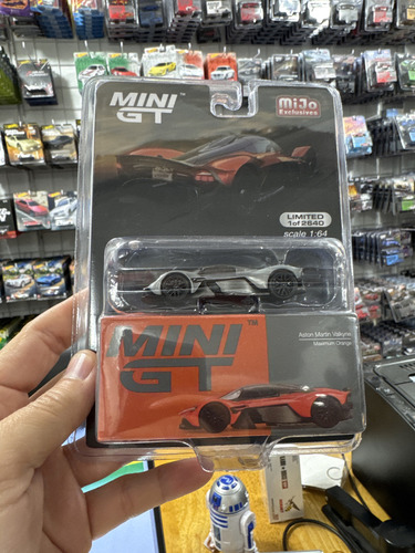 Mini Gt Chase Aston Martin Valkyrie Maximum Orange #678 Mijo Color Zamac