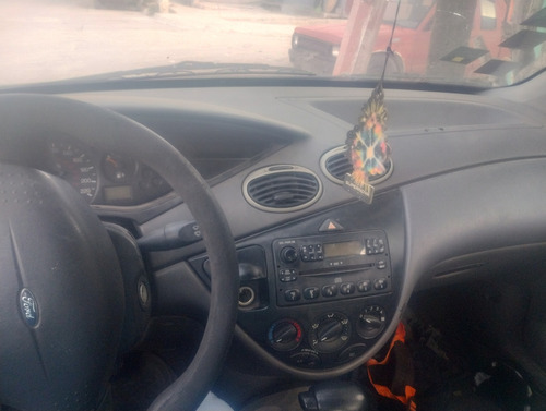 Ford Focus Lx Base At