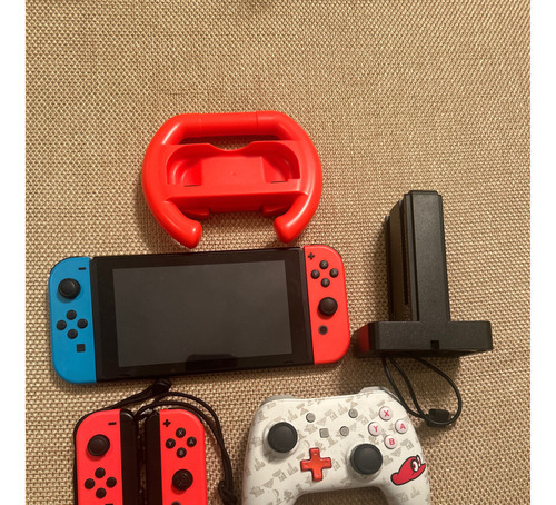 Lote De Nintendo Switch Muy Poco Uso Con Controles Extra Y +