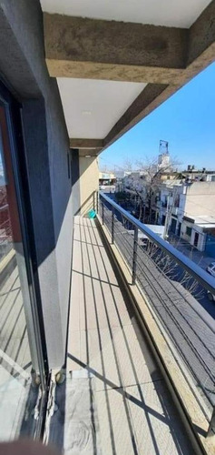Departamento En Venta - 2 Dormitorios 2 Baños 1 Cochera - 90mts2 - Sarandi