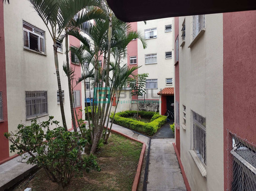 Imagem 9 de 15 de Apartamento Em Vila Carmosina - São Paulo - 304