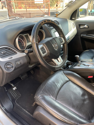 Dodge Journey 3.5 Sxt 7 Pasj Premium R-19 At