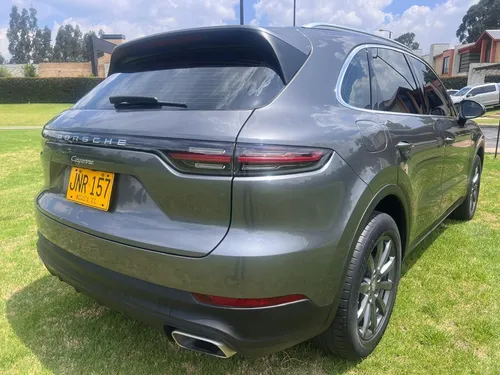 Porsche Cayenne 3.0
