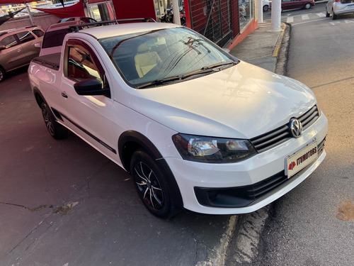 Imagem 2 de 10 de Volkswagen Saveiro Cs