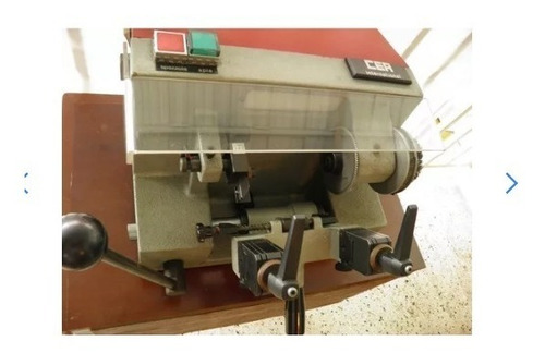Imagen 6 de 9 de Máquina Duplicadora De Llaves Cea