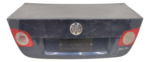 Tapa Baul Volkswagen Vento' 2.0t 2009