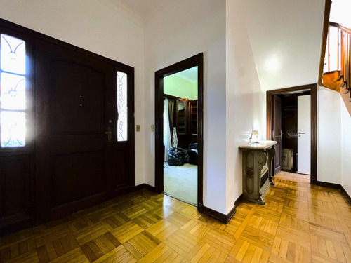 Casa 6 Ambientes En C. Melo 1101 Esquina Gaspar Campos - Vicente Lopez