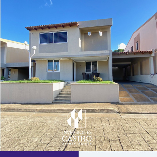 En Venta Exclusiva Casa, Ubicada En El Conj. Resd. Antillana Hills, Altos De Chilemex, Puerto Ordaz Edo. Bolívar.