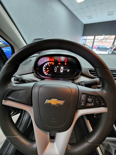 Imagem 13 de 13 de Chevrolet Ônix Lt 1.0 Flex