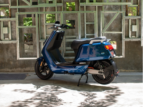 Imagen 2 de 15 de Moto Electrica Scooter Nuuv Nqi Sport Bosch Litio Panasonic