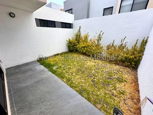 Zibata, Qro. Se Vende Casa Con 3 Recamaras 175 M2 De Construccion Qh 253112