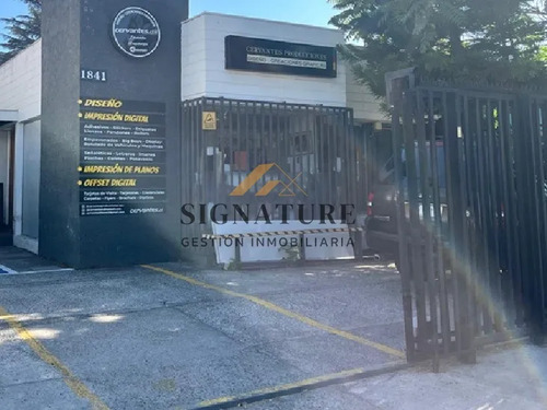 Casa Comercial Con Bodega, Negociable.