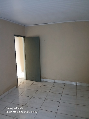 Casa Simples , Centro , Porto Feliz-sp , 3 Dormitorios 2 Banheiros Sem Garagem