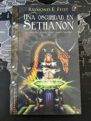 Una Oscuridad En Sethanon - Raymon E. Feist