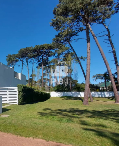 Lote En Venta Barrio Privado Punta Del Este  - Ref : Pbi12470