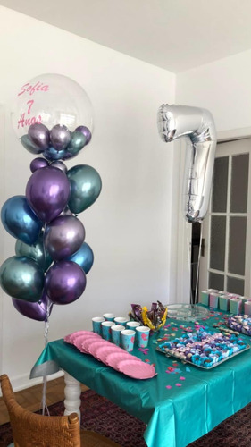 Imagem 7 de 10 de Balões Gás Hélio Bexigas Personalizadas Arranjos Delivery