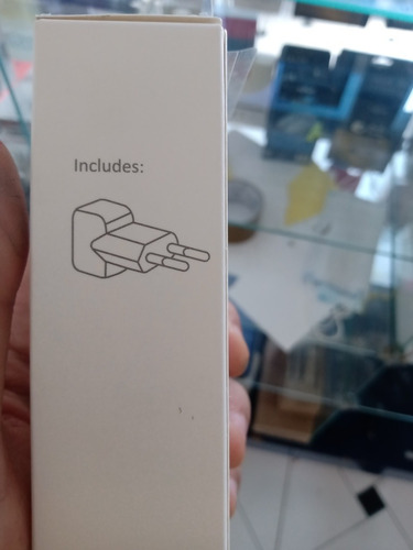 Imagem 3 de 4 de Carro iPhone 15 W Turbo