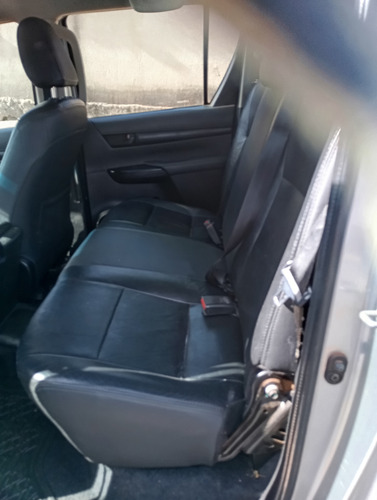 Toyota Hilux 2.8 Tdi Std Cab. Simples 4x4 2p