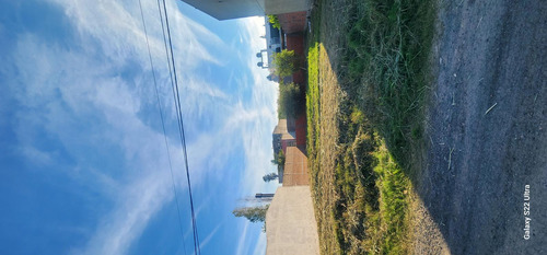 Terreno En Carlos Roustan, A Metros De Blas Parera