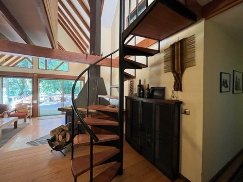 Imagen 23 de 29 de Increíble Casa En Sector Antupiren
